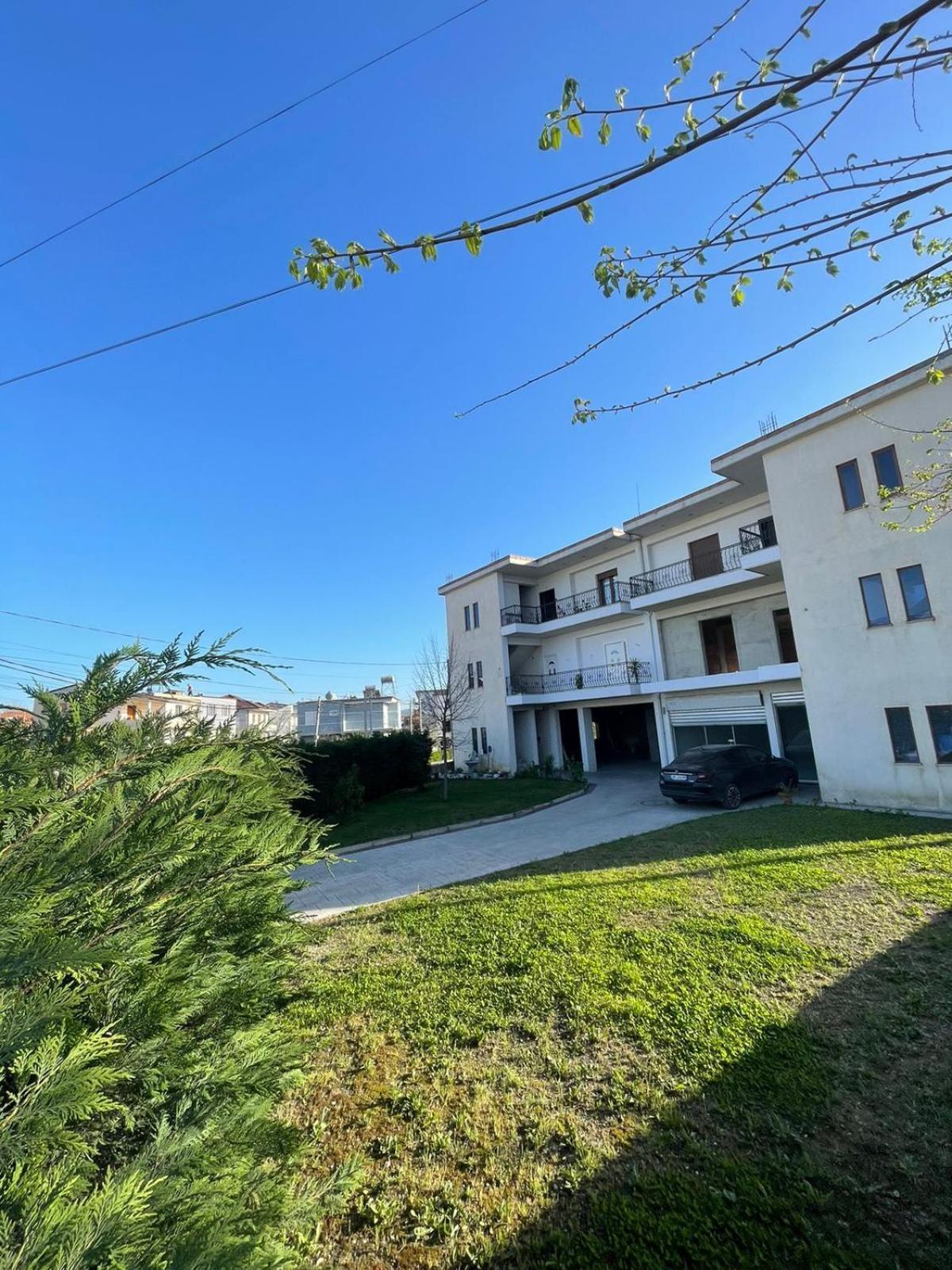 Villa Vsv:Second Flat+Parking Kamez Exterior foto